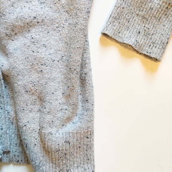 Torrid Grey knit cardigan with shoulder detailing - Picture 5 of 6